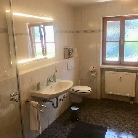 Alpenfreund Mittenwald