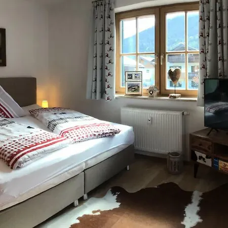 Alpenfreund Mittenwald