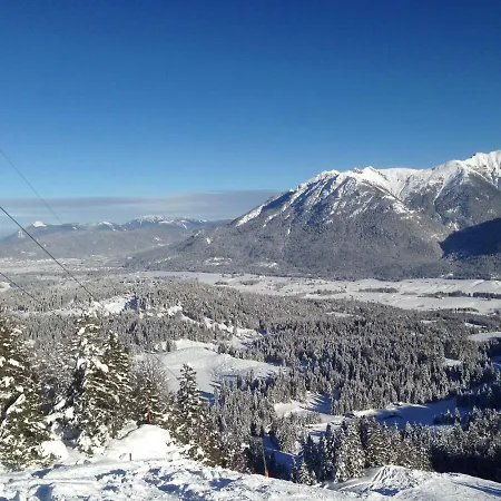 Alpenfreund Mittenwald